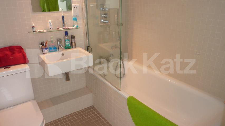 			NEW INSTRUCTION & MUST SEE !!!!, 2 Bedroom, 1 bath, 1 reception Flat			 Dalmeny Road, TUFNELL PARK